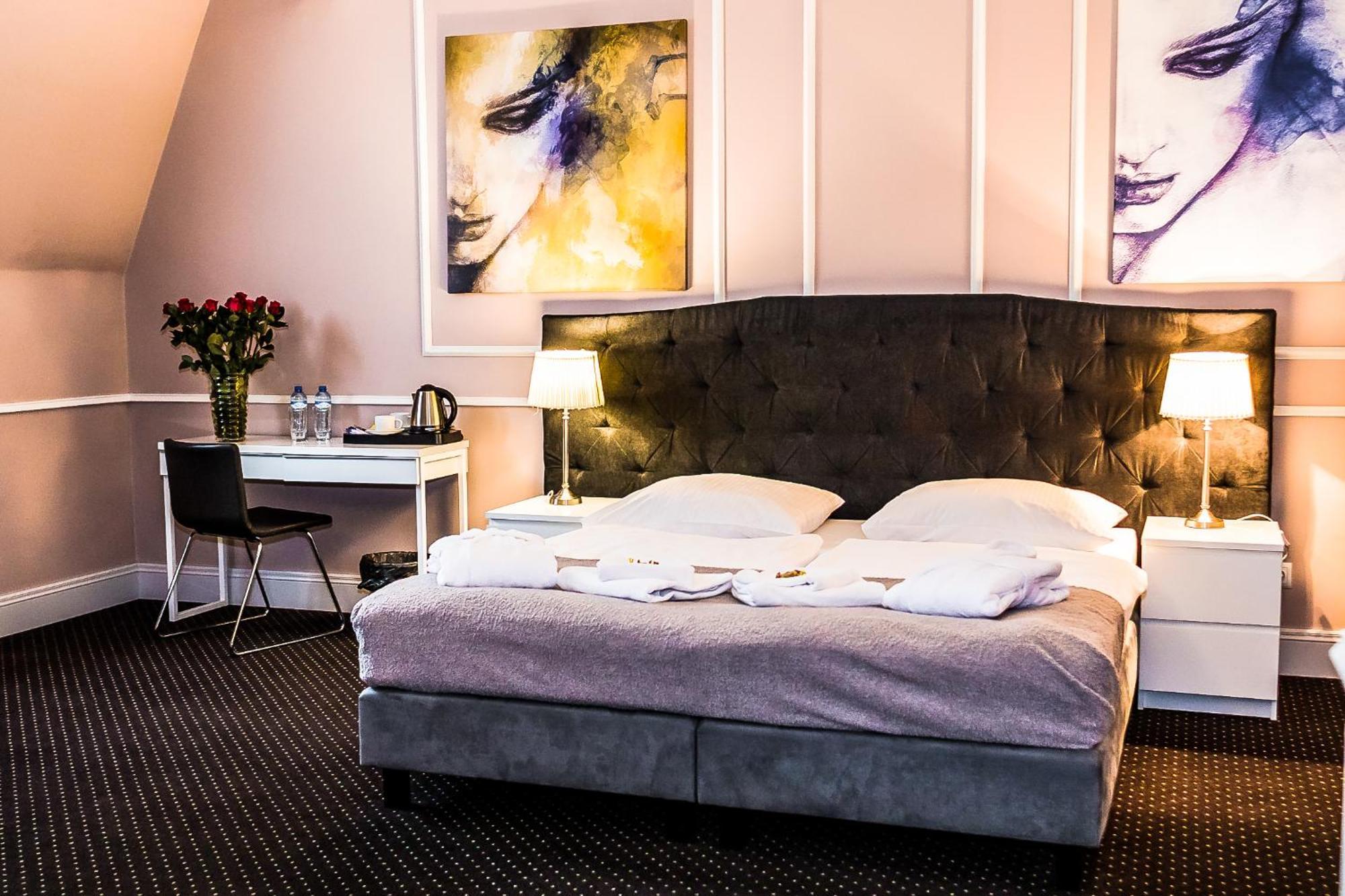 Aparthotel Platinum Apartamenty อีนอวรอตสวาฟ ภายนอก รูปภาพ