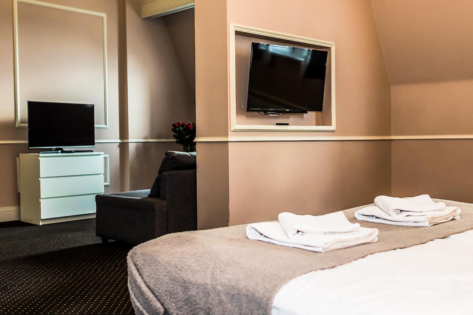 Aparthotel Platinum Apartamenty อีนอวรอตสวาฟ ภายนอก รูปภาพ
