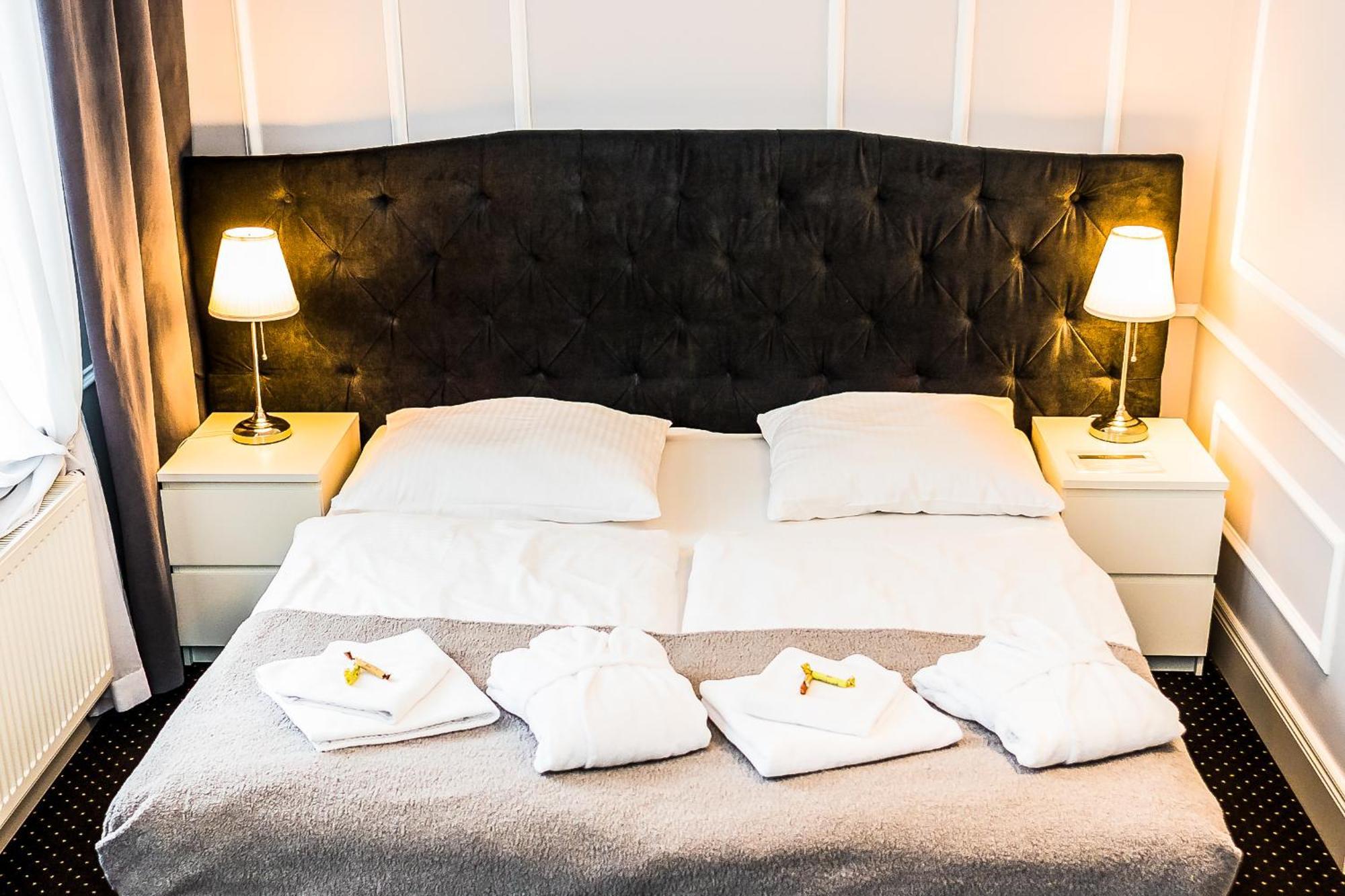 Aparthotel Platinum Apartamenty อีนอวรอตสวาฟ ภายนอก รูปภาพ