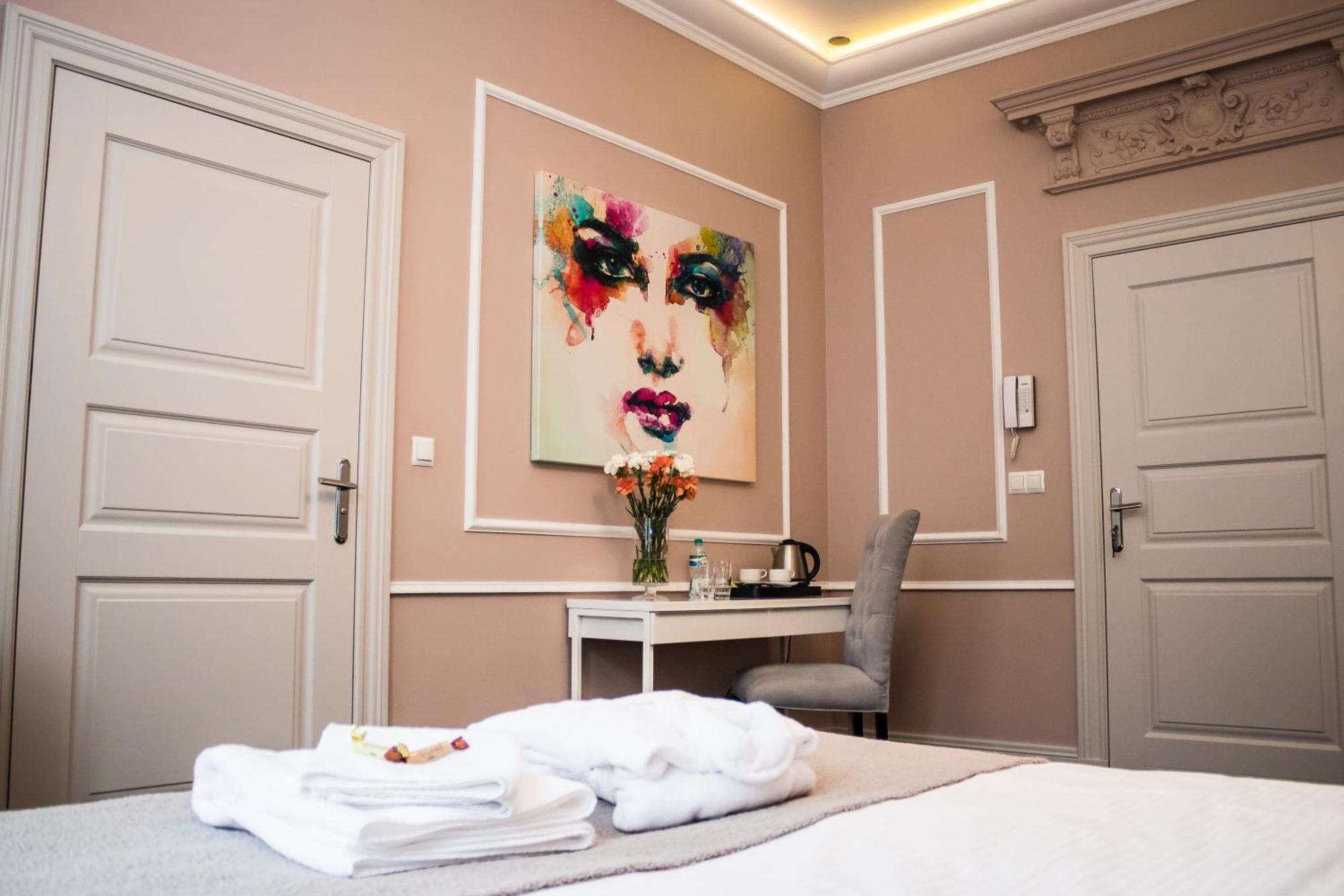 Aparthotel Platinum Apartamenty อีนอวรอตสวาฟ ภายนอก รูปภาพ