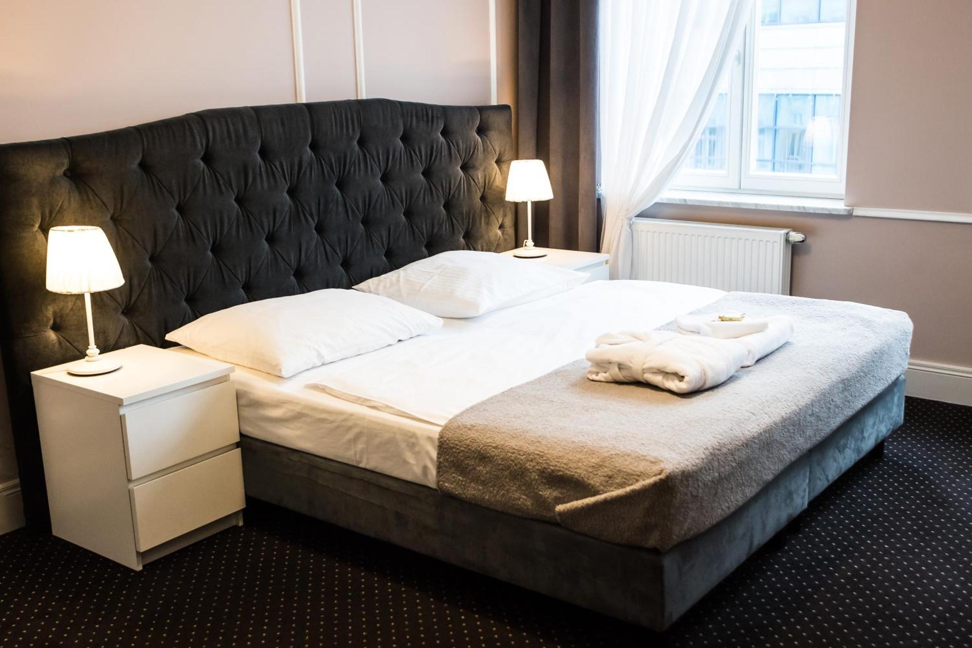 Aparthotel Platinum Apartamenty อีนอวรอตสวาฟ ภายนอก รูปภาพ