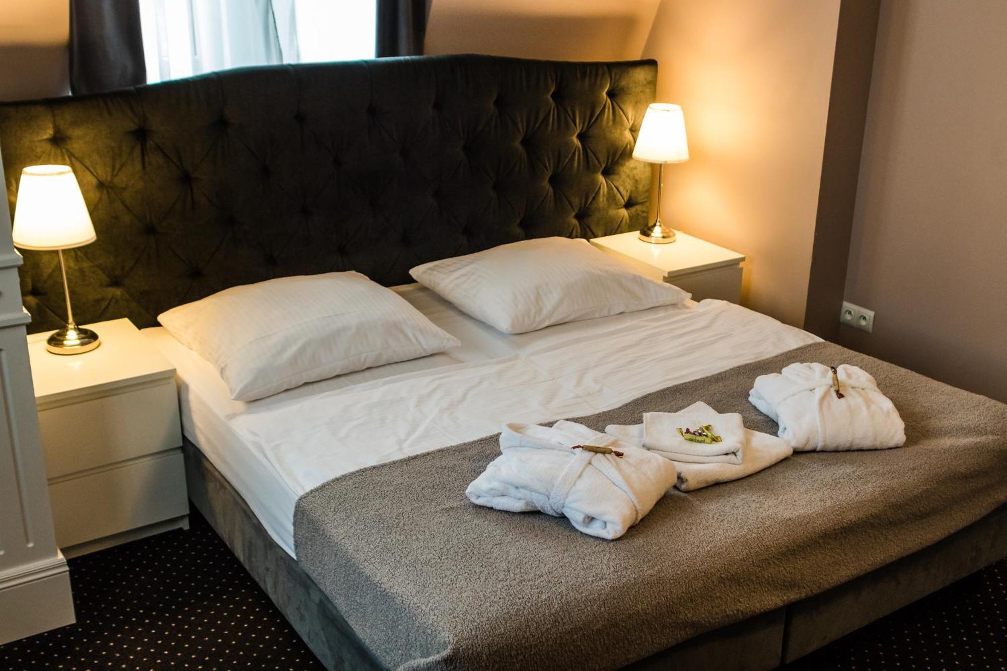 Aparthotel Platinum Apartamenty อีนอวรอตสวาฟ ภายนอก รูปภาพ