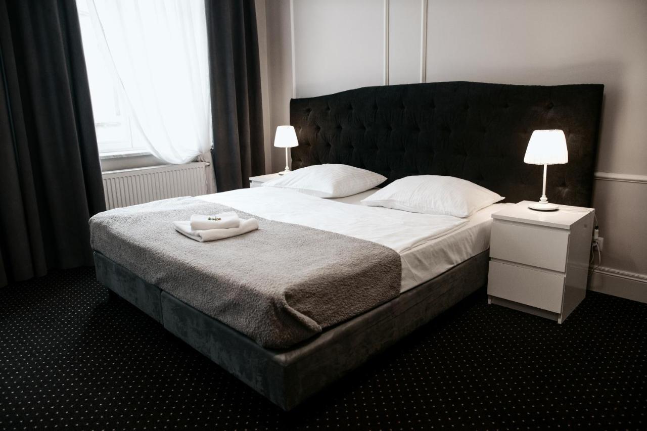 Aparthotel Platinum Apartamenty อีนอวรอตสวาฟ ภายนอก รูปภาพ